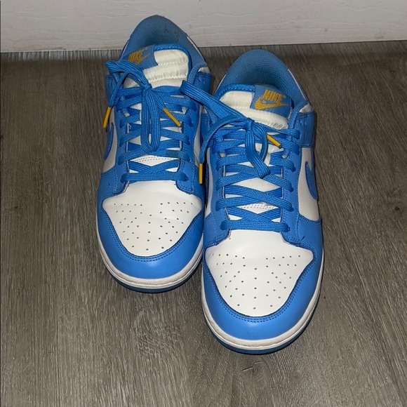 Nike Dunks Wmns 9.5 - Picture 3 of 8